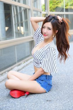 老阿姨高清視頻