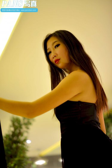 免費(fèi)觀看動漫美女被靠網(wǎng)站